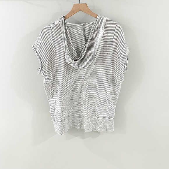 Mododoc Short Sleeve Striped Hooded Tunic Gray Size XS - Picture 6 of 6